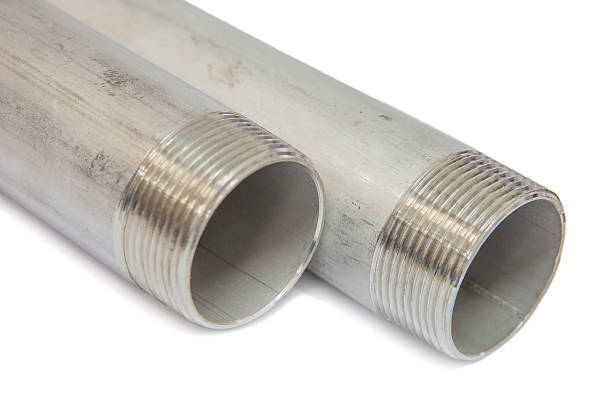 شناخت ویژگی ‌ها و مزایای لوله گالوانیزه استیل در پروژه ‌های صنعتی