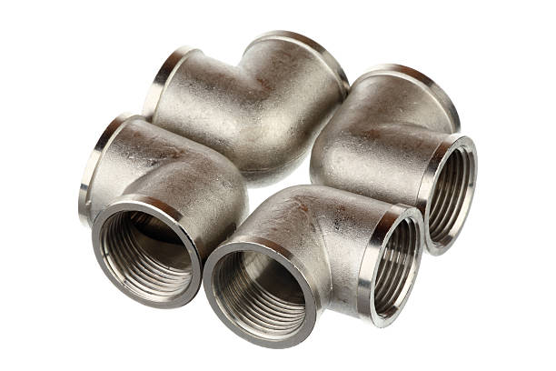 انواع و کاربردهای اتصالات گالوانیزه در سیستم ‌های لوله‌ کشی و تأسیسات